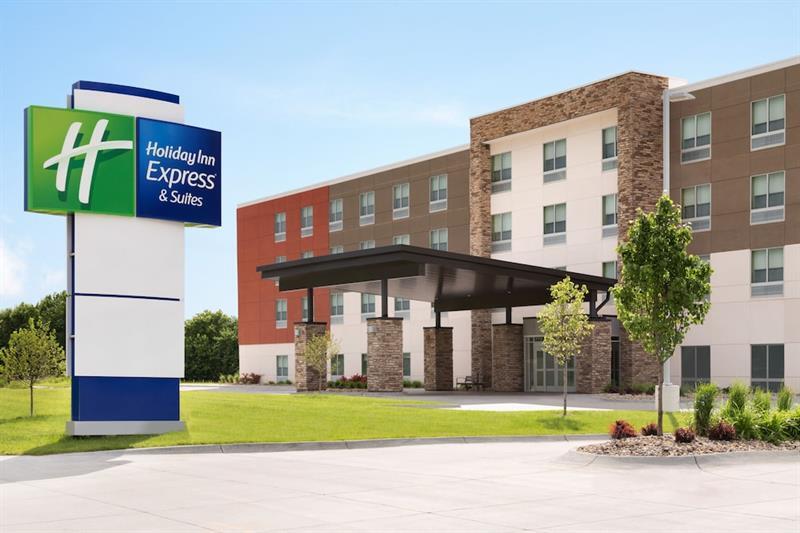 Holiday Inn Express & Suites - Painesville - Concord By Ihg Екстериор снимка
