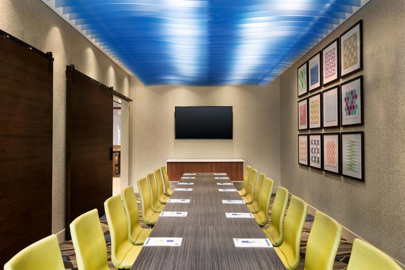 Holiday Inn Express & Suites - Painesville - Concord By Ihg Екстериор снимка