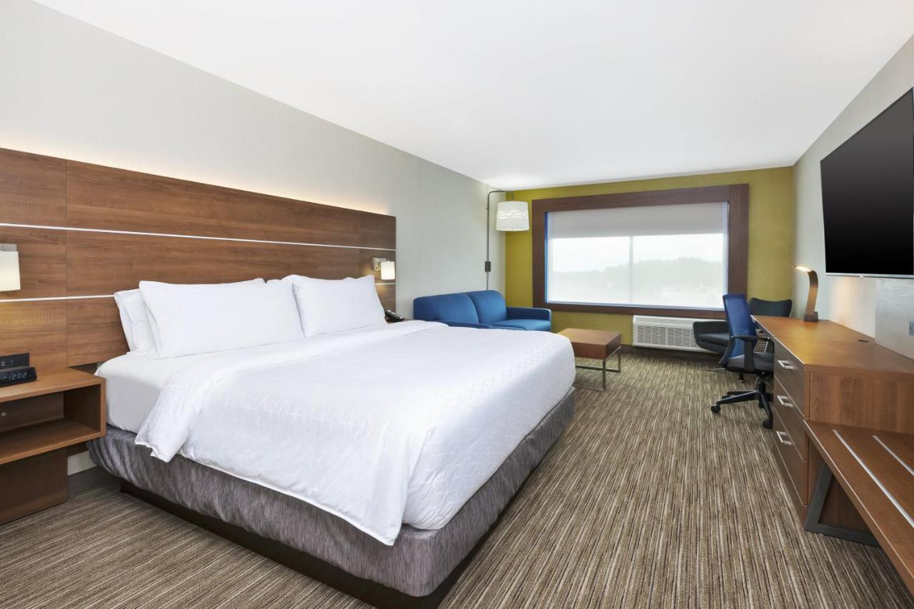 Holiday Inn Express & Suites - Painesville - Concord By Ihg Екстериор снимка