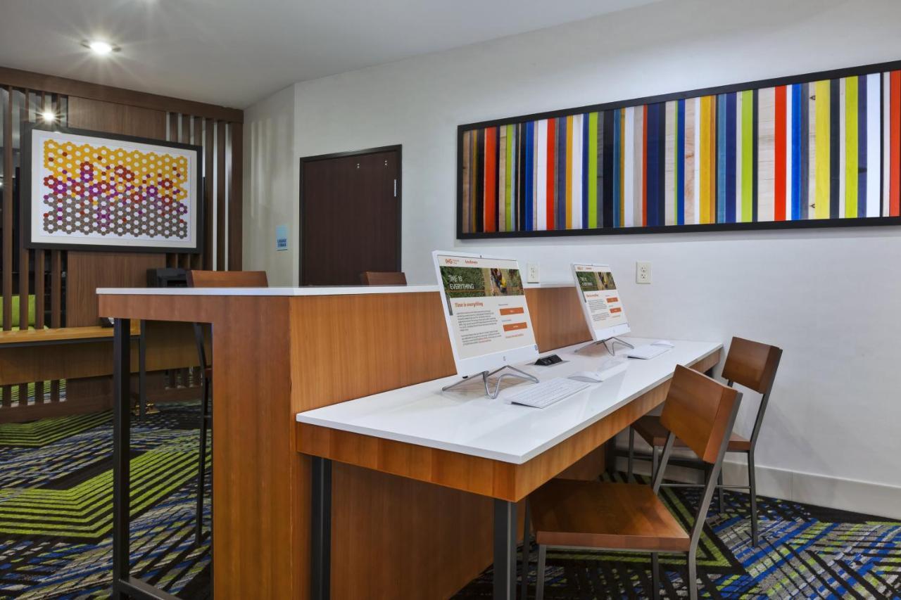 Holiday Inn Express & Suites - Painesville - Concord By Ihg Екстериор снимка